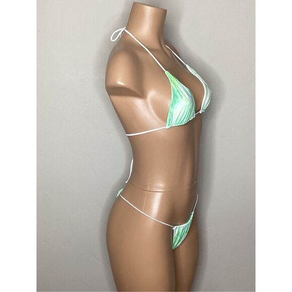 New. Good American green marble bikini. M-top/L-bottom . Retails $99 - Picture 6 of 14